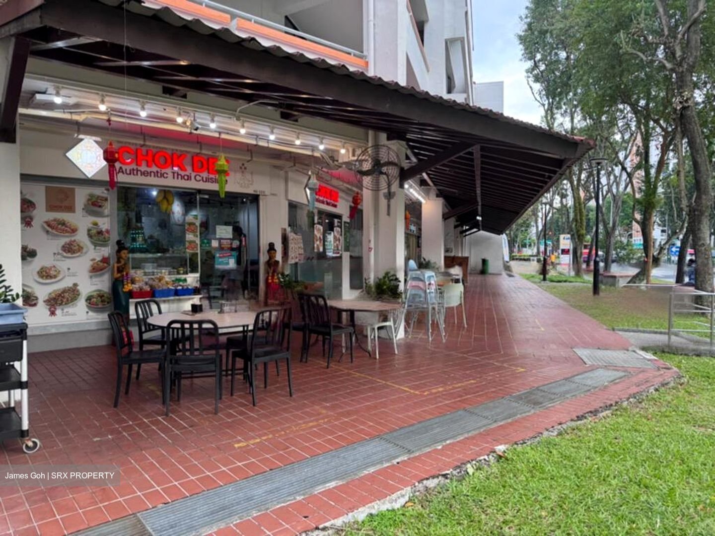 Hougang Avenue 1 (D19), Retail #456639731